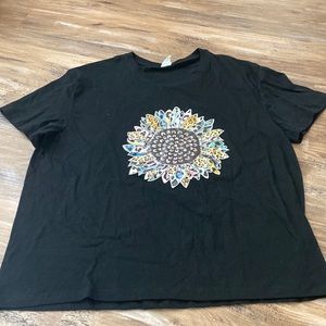 Womens 2xl shirt top pretty NWOT